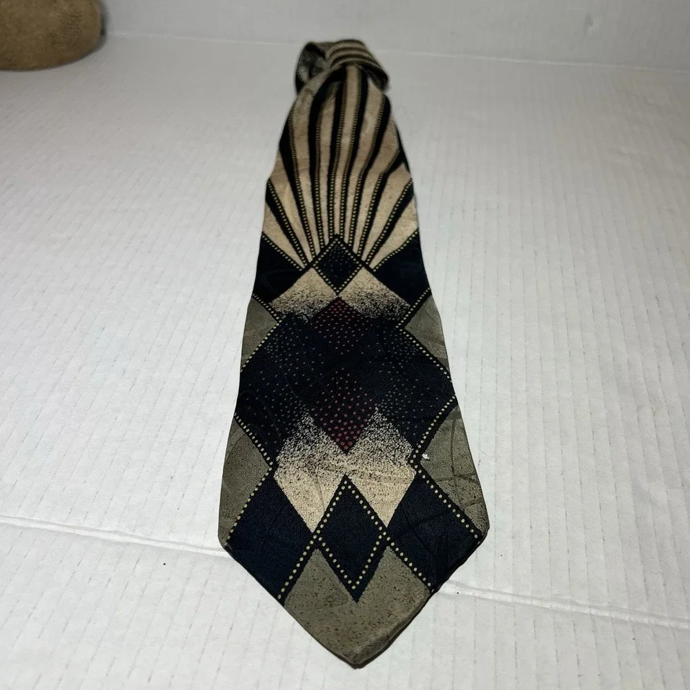 Conte di Milano Mens Tie Italian Silk Necktie Gentleman Geometric Italy Neckwear